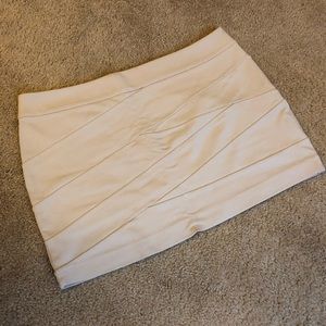 Women’s Express cream skirt